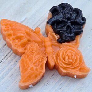 Handmade ✦ Butterfly Skull Candle ✦ Pumpkin Pie Cinnamon Soy Wax Gothic Decor
